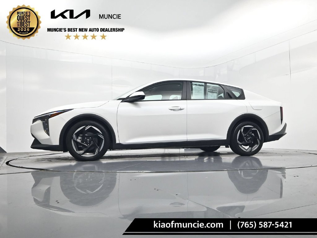 Used 2025 Kia K4 EX FWD image 40