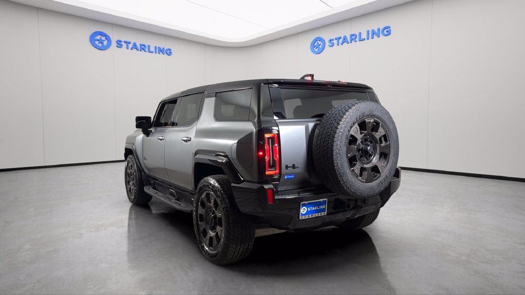 Certified 2026 GMC Hummer EV 3X w/ Carbon Fiber Edition Package AWD/4WD image 6