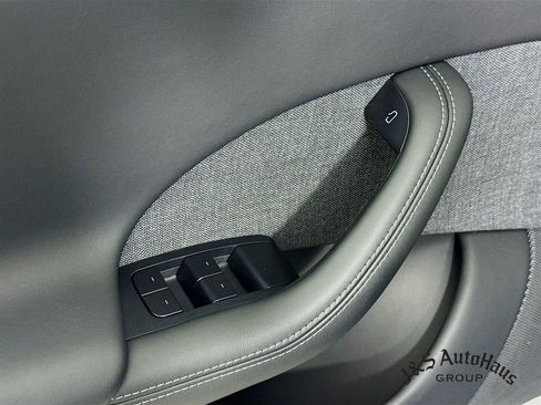 Used 2021 Tesla Model S Plaid image 24