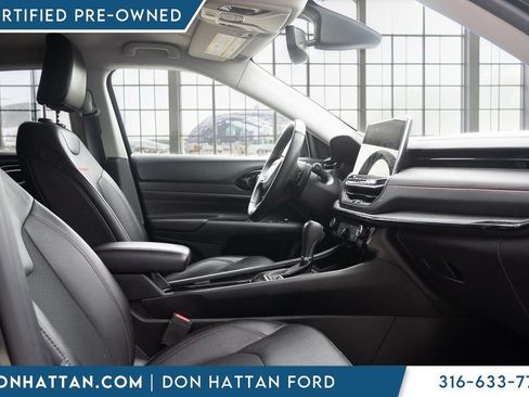 Used 2022 Jeep Compass Trailhawk w/ Trailhawk Convenience Group AWD/4WD image 31