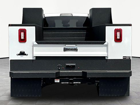 New 2026 RAM 5500 Tradesman w/ Chrome Appearance Group AWD/4WD image 5