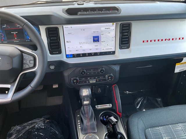 New 2026 Ford Bronco Heritage Edition AWD/4WD image 9