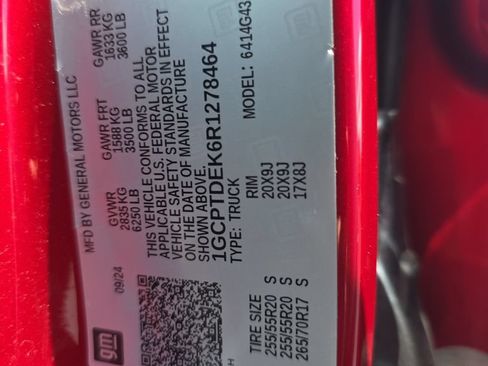 Certified 2024 Chevrolet Colorado Z71 w/ Z71 Convenience Package 2 AWD/4WD image 33