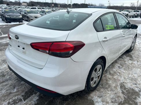 Used 2017 Kia Forte LX image 5