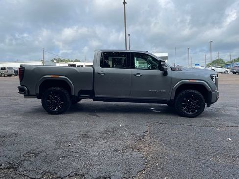 New 2026 GMC Sierra 2500 AT4 w/ AT4 Premium Plus Package AWD/4WD image 7