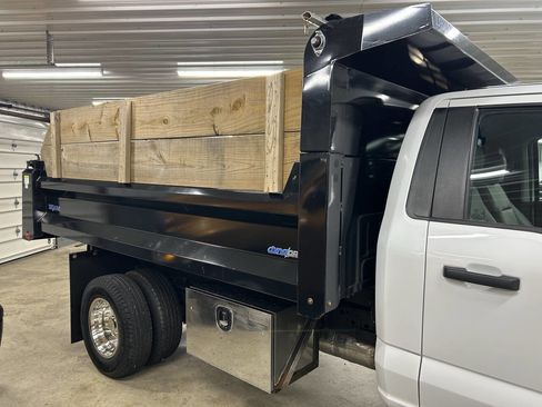 Used 2023 Ford F350 XL w/ Snow Plow Prep Package image 18