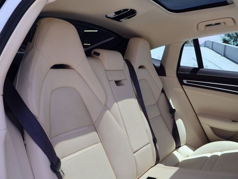 Certified 2023 Porsche Panamera Platinum Edition RWD image 23