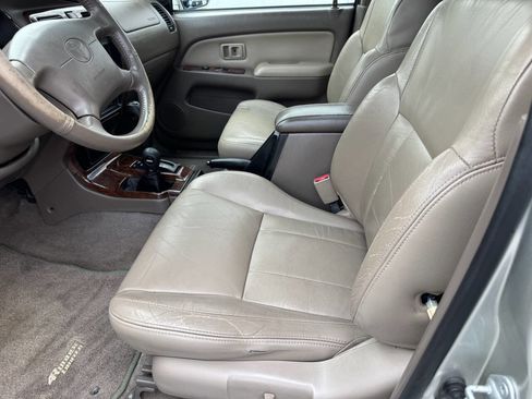 Used 1999 Toyota 4Runner Limited AWD/4WD image 17