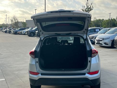 Used 2017 Hyundai Tucson SE Plus w/ Cargo Package FWD image 15