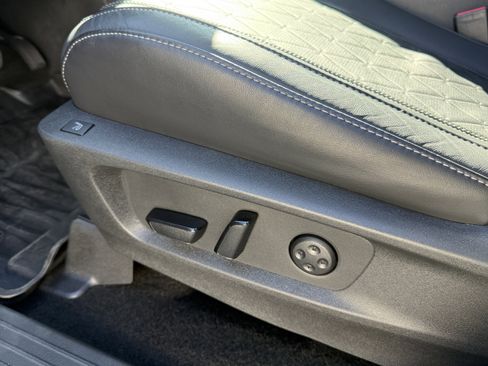 Certified 2025 INFINITI QX60 Autograph w/ Cargo Package image 18