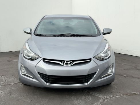 Used 2015 Hyundai Elantra SE w/ Option Group 02 image 4