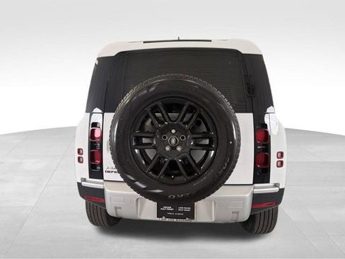 Used 2025 Land Rover Defender 110 S AWD/4WD image 6