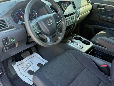 Used 2021 Honda Passport Sport image 14