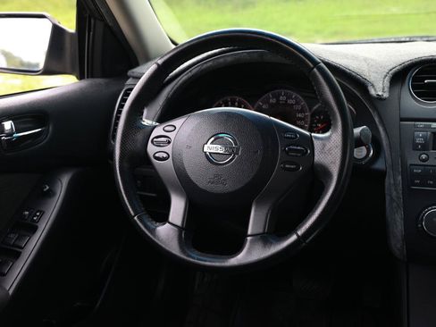 Used 2011 Nissan Altima 2.5 S w/ Special Edition Pkg FWD image 27