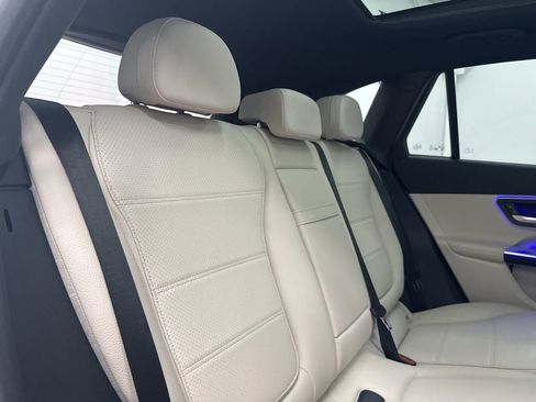 Used 2026 Mercedes-Benz GLC 300 image 26