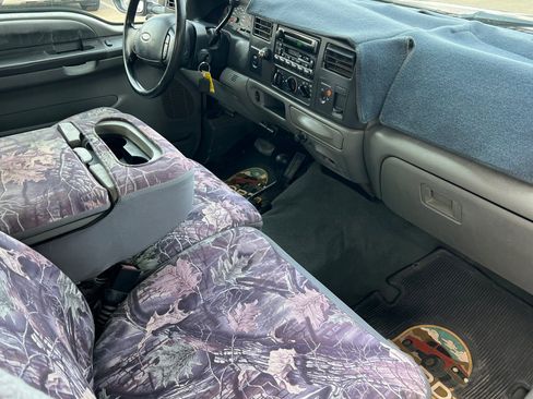 Used 2004 Ford F350 XLT image 15