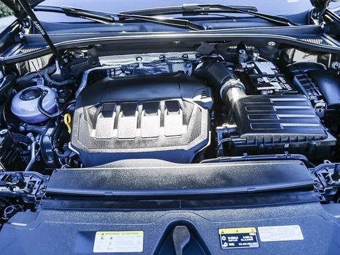 Used 2025 Audi Q3 2.0T Premium w/ Convenience Package image 25