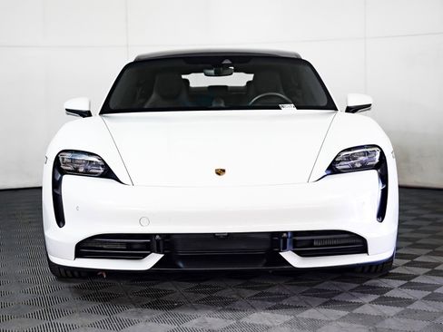 Certified 2020 Porsche Taycan Turbo image 7