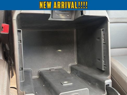 Used 2022 GMC Sierra 2500 Denali AWD/4WD image 25