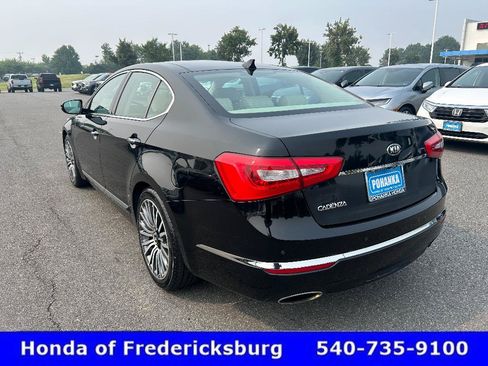 Used 2015 Kia Cadenza Premium w/ Technology Package FWD image 3