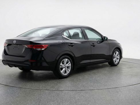Used 2025 Nissan Sentra S image 7