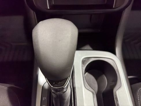 Used 2022 Chevrolet Colorado LT w/ LT Convenience Package image 43