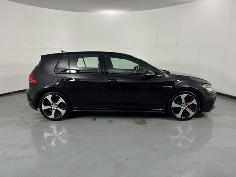 Used 2015 Volkswagen GTI SE image 34