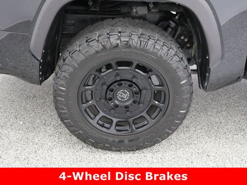 Used 2024 Toyota Tundra Limited image 6