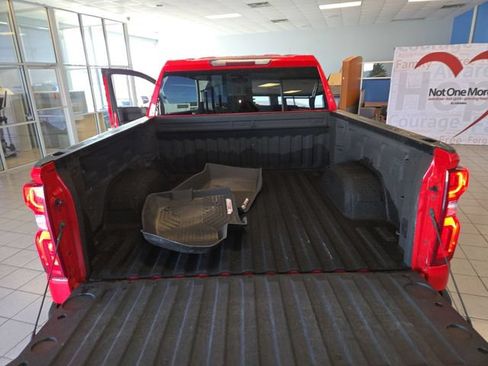 Used 2021 Chevrolet Silverado 1500 LT Trail Boss AWD/4WD image 22