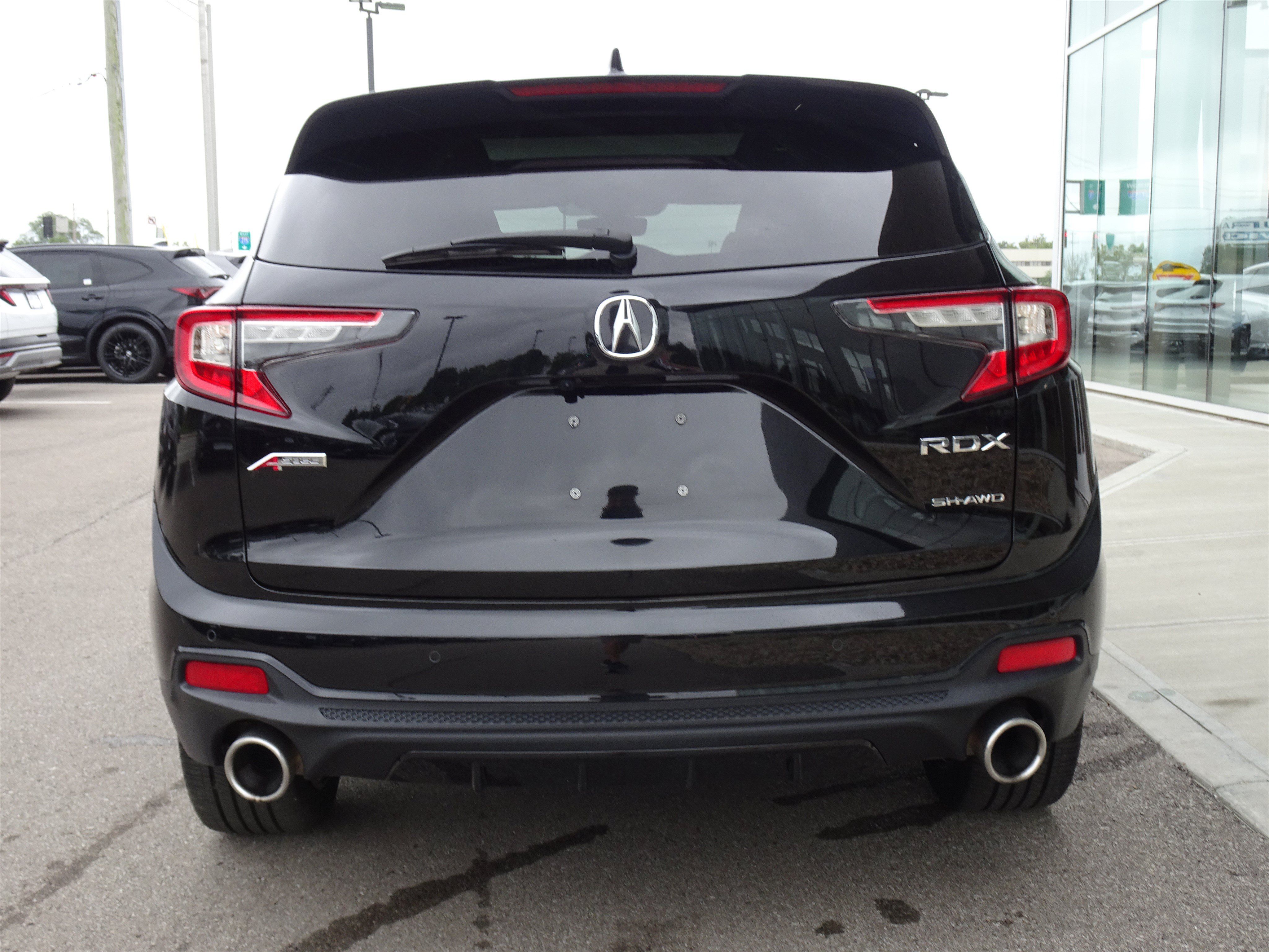 Used 2023 Acura RDX w/ Advance Package AWD/4WD image 4