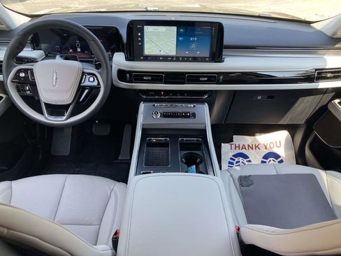 New 2025 Lincoln Aviator 2WD image 19