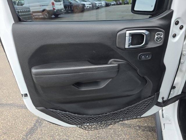 Used 2022 Jeep Gladiator Sport AWD/4WD image 30