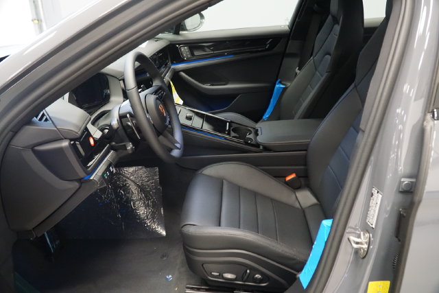 New 2026 Porsche Panamera 4 AWD/4WD image 23