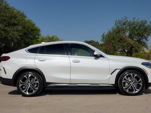 Used 2020 BMW X6 sDrive40i w/ Premium Package RWD image 3