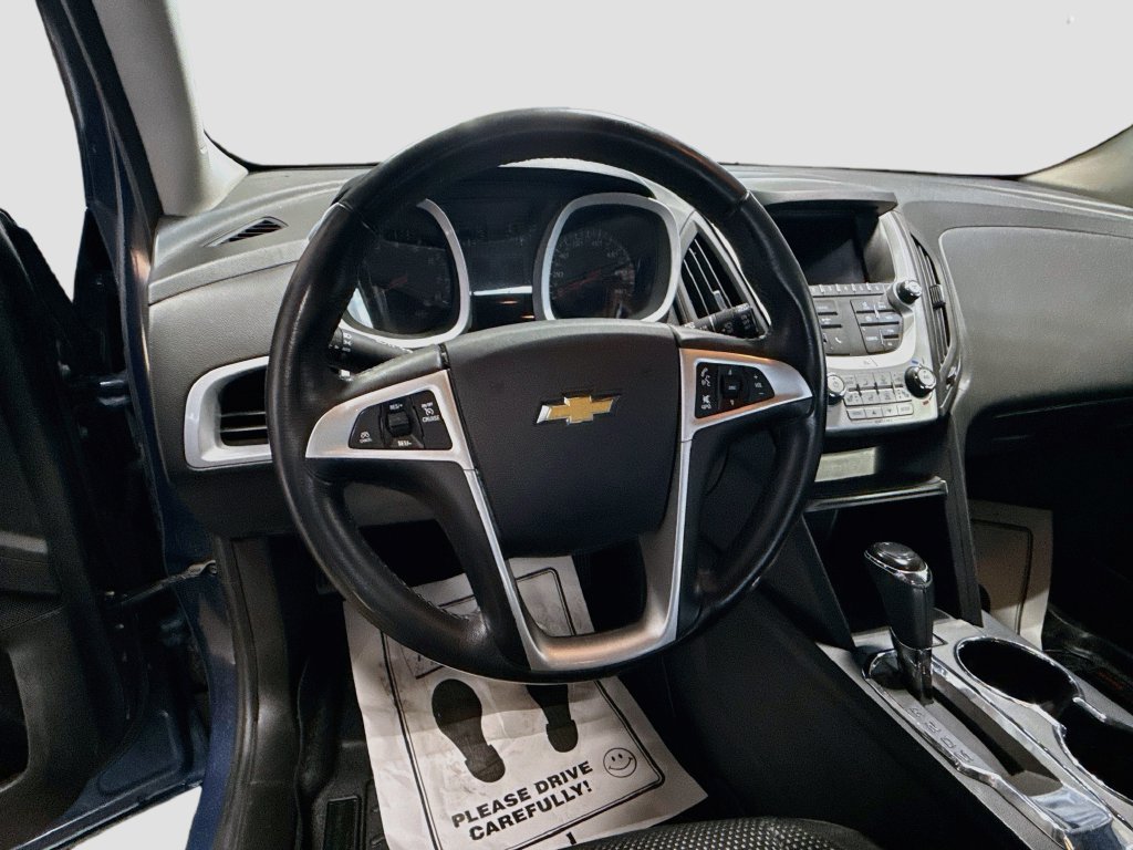 Used 2017 Chevrolet Equinox LT w/ Convenience Package FWD image 11