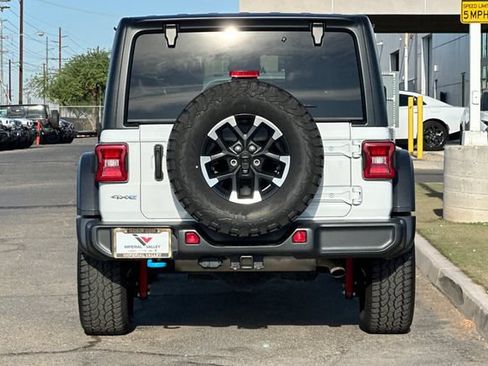 Certified 2024 Jeep Wrangler Unlimited Rubicon 4xe AWD/4WD image 4