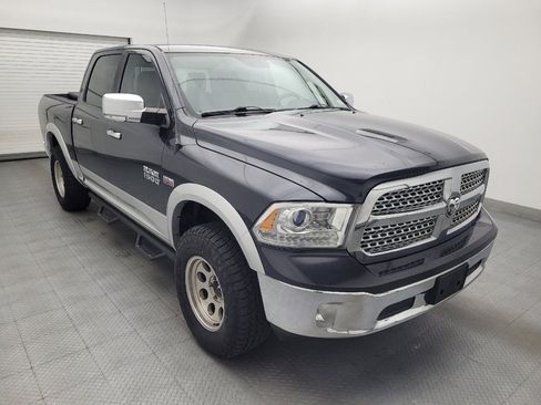 Used 2016 RAM 1500 Laramie AWD/4WD image 13