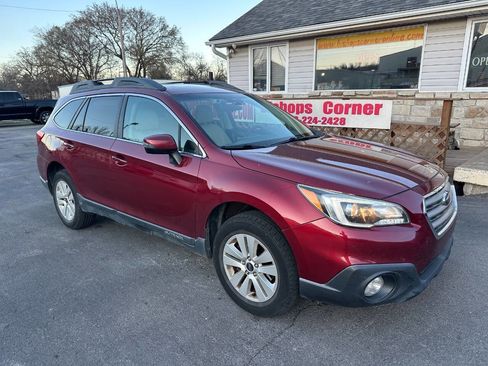 Used 2016 Subaru Outback 2.5i Premium image 2