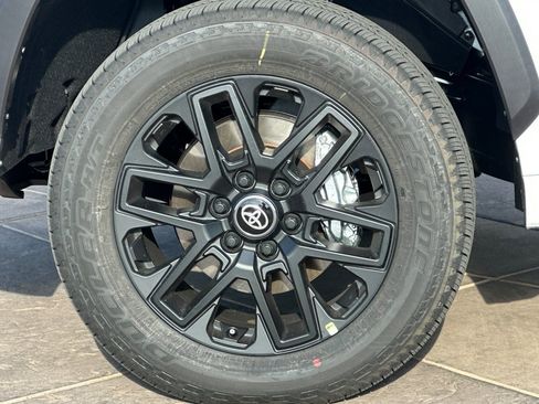 New 2026 Toyota Tundra Limited image 33