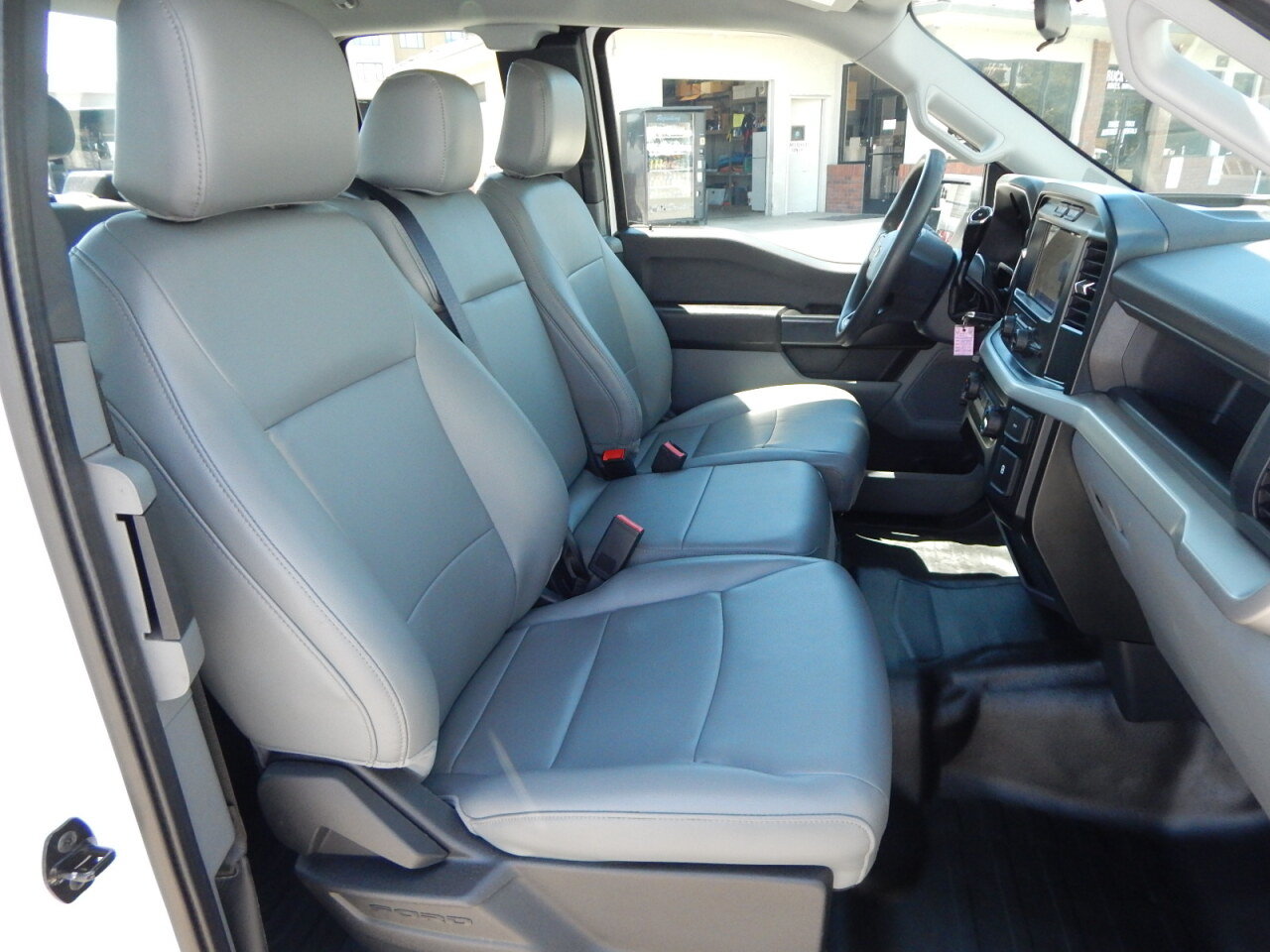 Used 2022 Ford F150 XL w/ Equipment Group 101A High RWD image 19