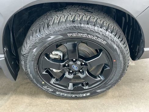 Certified 2025 Subaru Forester Wilderness AWD/4WD image 5