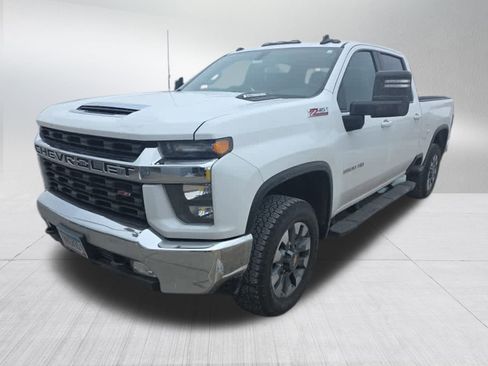 Used 2023 Chevrolet Silverado 3500 LT w/ Convenience Package image 4