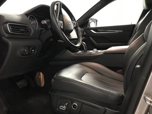 Used 2022 Maserati Levante Modena AWD/4WD image 9