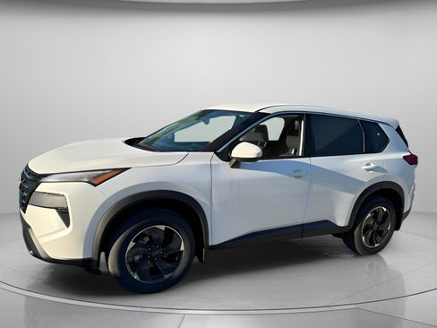 New 2026 Nissan Rogue SV image 2