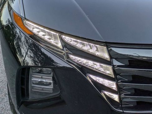 Used 2022 Hyundai Tucson Limited image 10