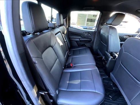 Used 2024 Chevrolet Colorado LT w/ LT Convenience Package III image 17