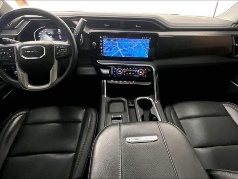 Used 2024 GMC Sierra 3500 Denali w/ Denali Reserve Package AWD/4WD image 15