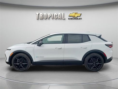 New 2026 Chevrolet Equinox EV LT image 2