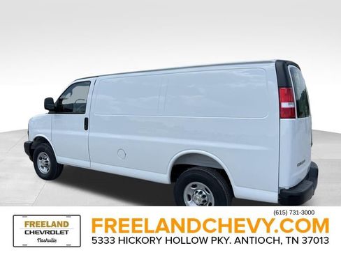 New 2025 Chevrolet Express 2500 w/ Driver Convenience Package image 4