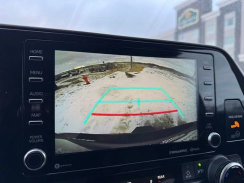 Certified 2020 Toyota Highlander XLE image 5